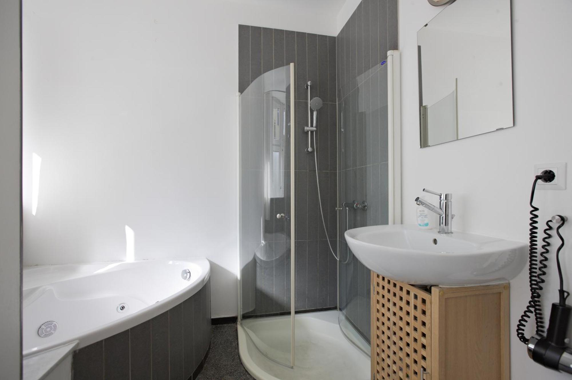 Elegante Altbauwohnung Appartamento *